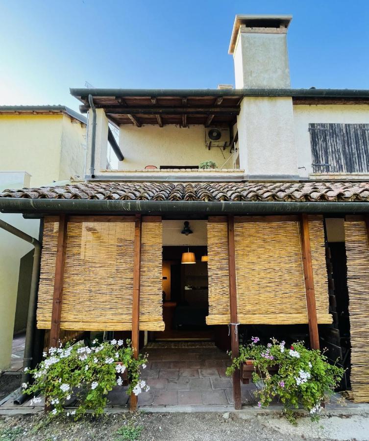 Apartmán Borgo Del Nibbio Porto Levante Exteriér fotografie